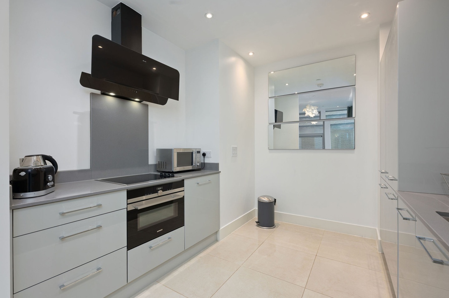 Additional image 11 of Studio Flat, Saint Vincent Place, EH3, N1 7GU