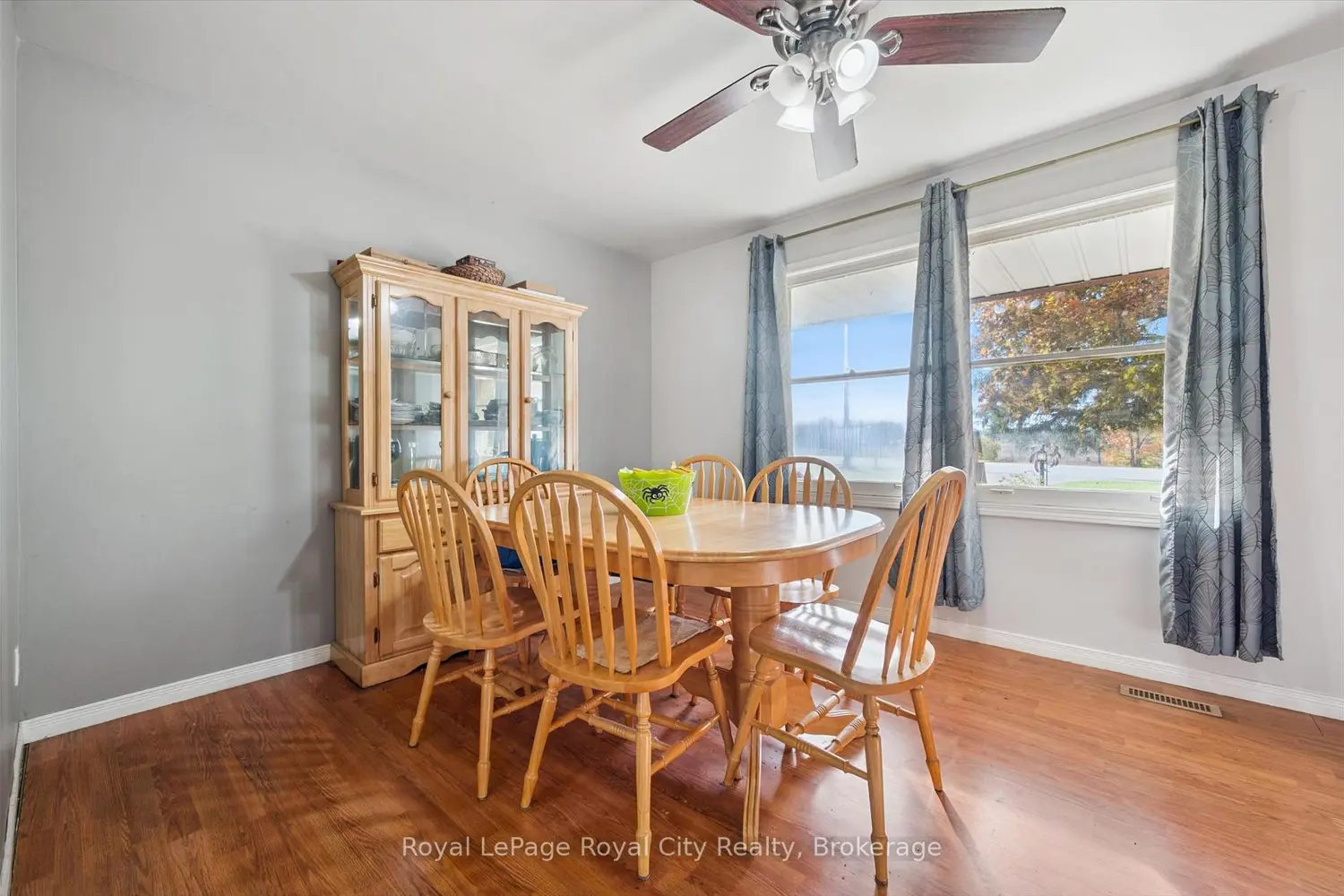 Additional image 5 of 4769 Wellington Road 32 Road