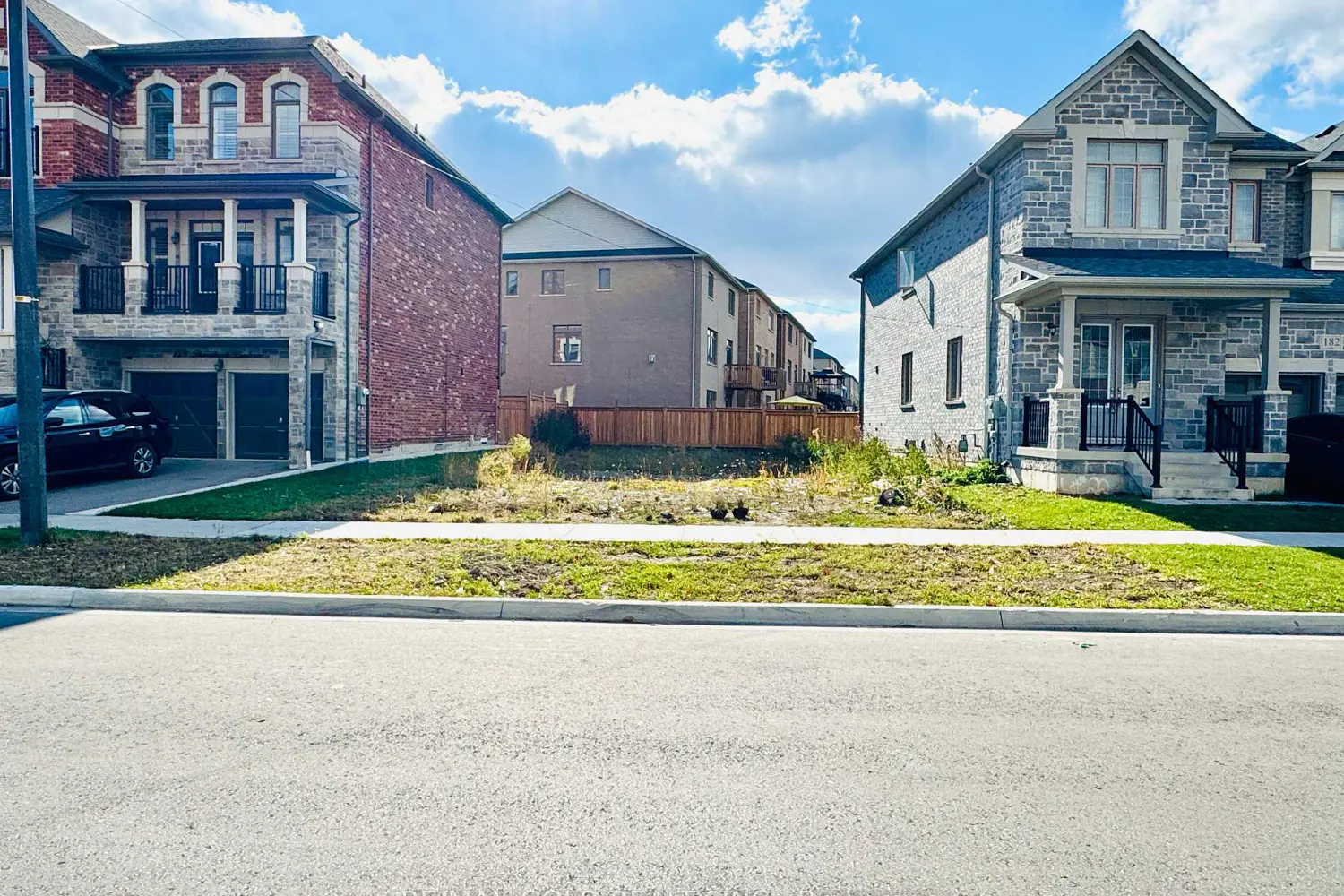 Additional image 2 of 180 Thornbush Boulevard