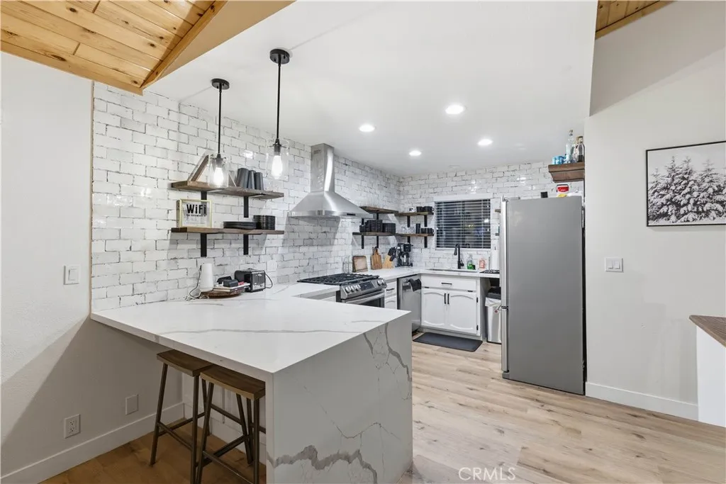 Additional image 12 of 42677 Alta Vista Avenue, Big Bear Lake, CA 92315