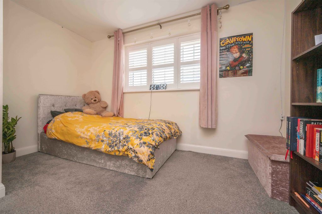 Additional image 7 of 5 bed property to rentLondon Road, Corby NN17