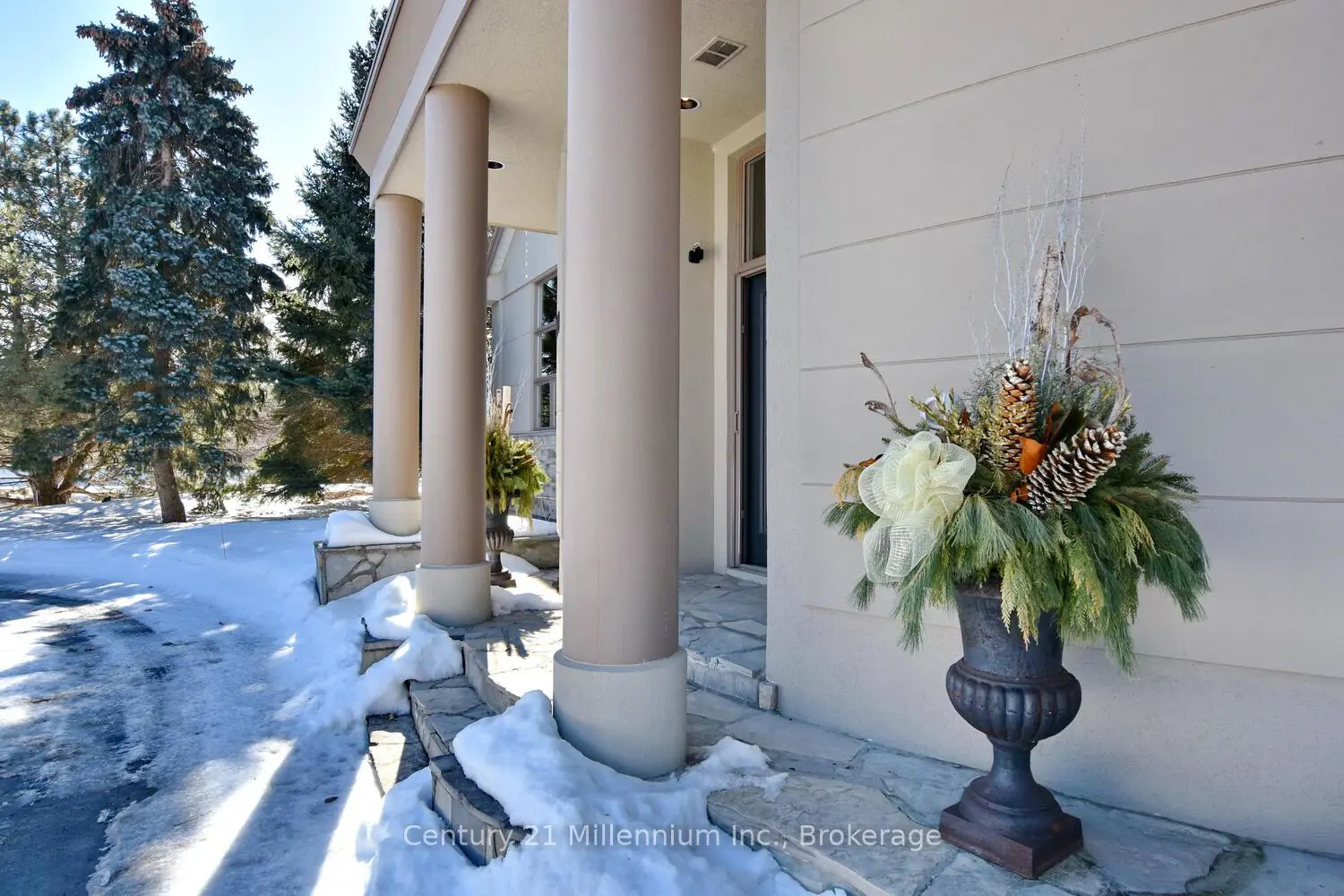 160 Grand Cypress Lane