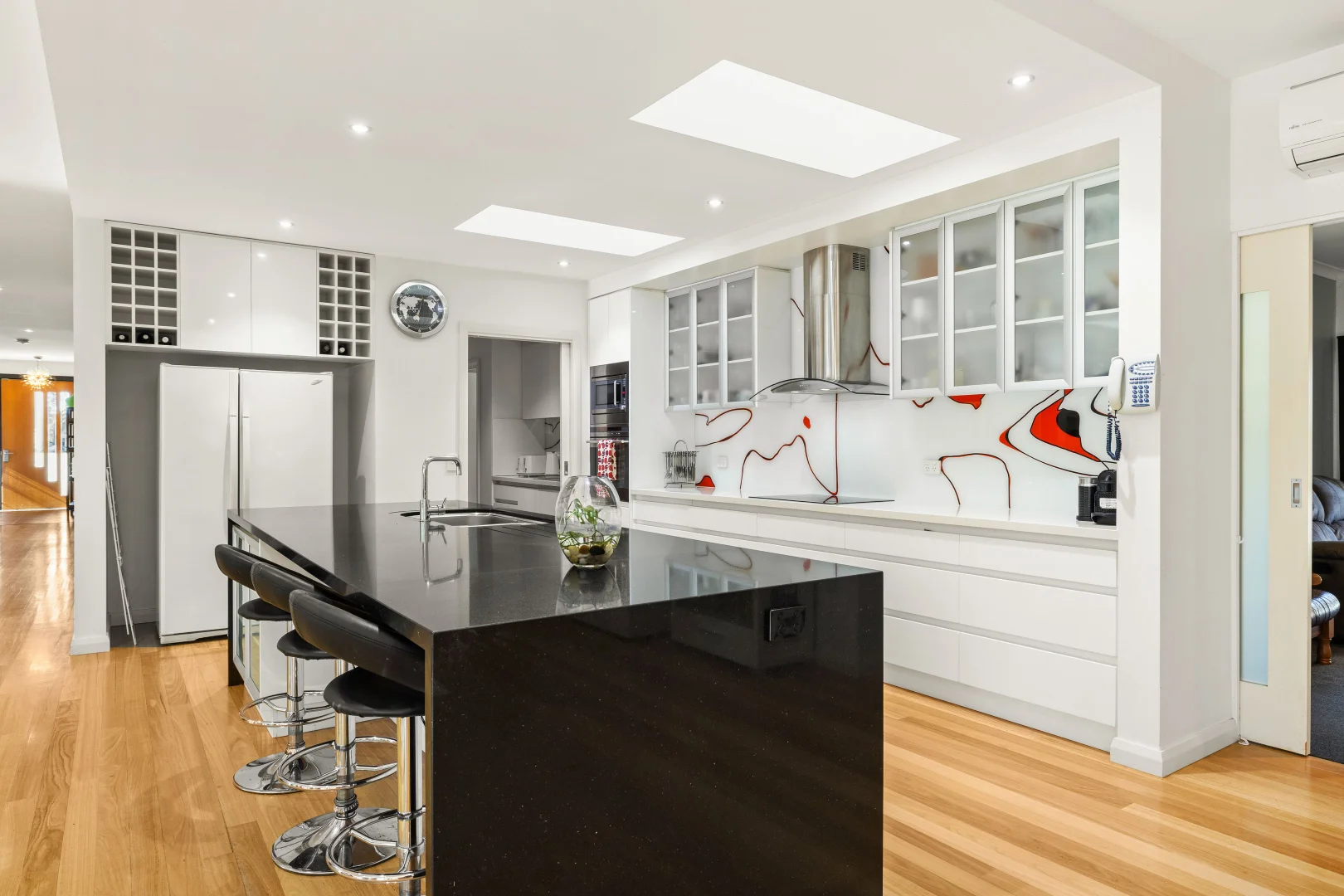 Additional image 15 of 14 Lake Tyers Beach Rd, Lakes Entrance VIC 3909