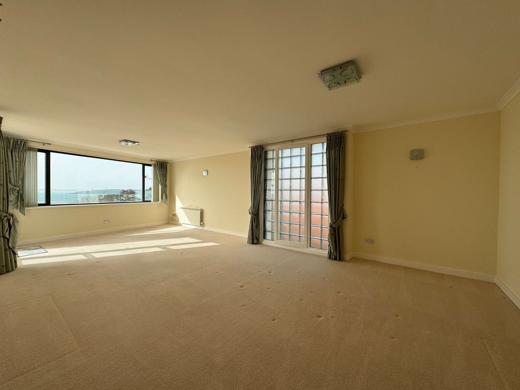 Additional image 9 of 2 bed flat to rent3 Vaucluse Court, St Helier JE2