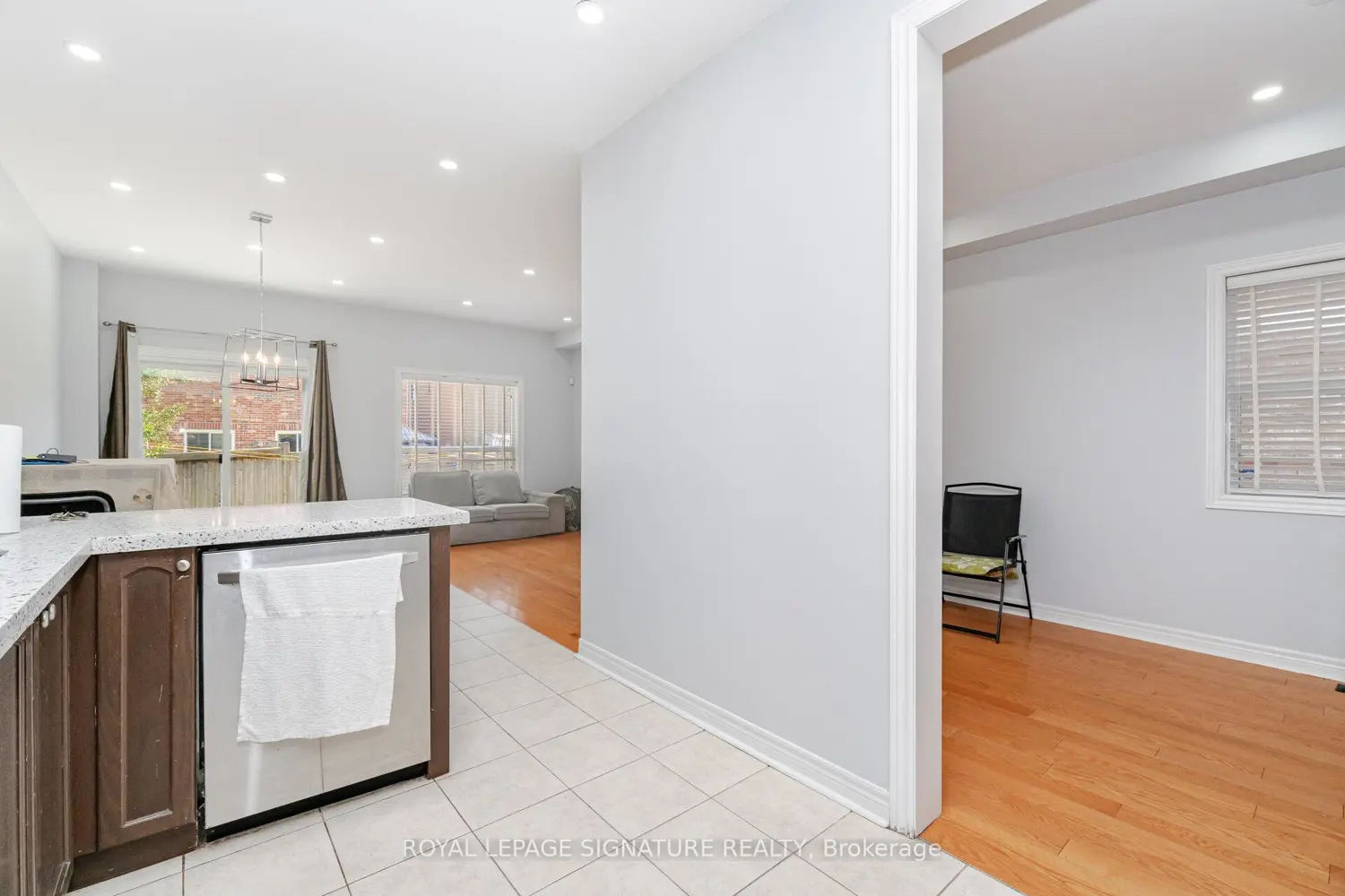 Additional image 8 of 443 Comiskey Crescent