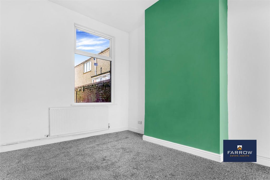 Additional image 5 of 4 bed terraced house to rentHainton Avenue, Grimsby DN32