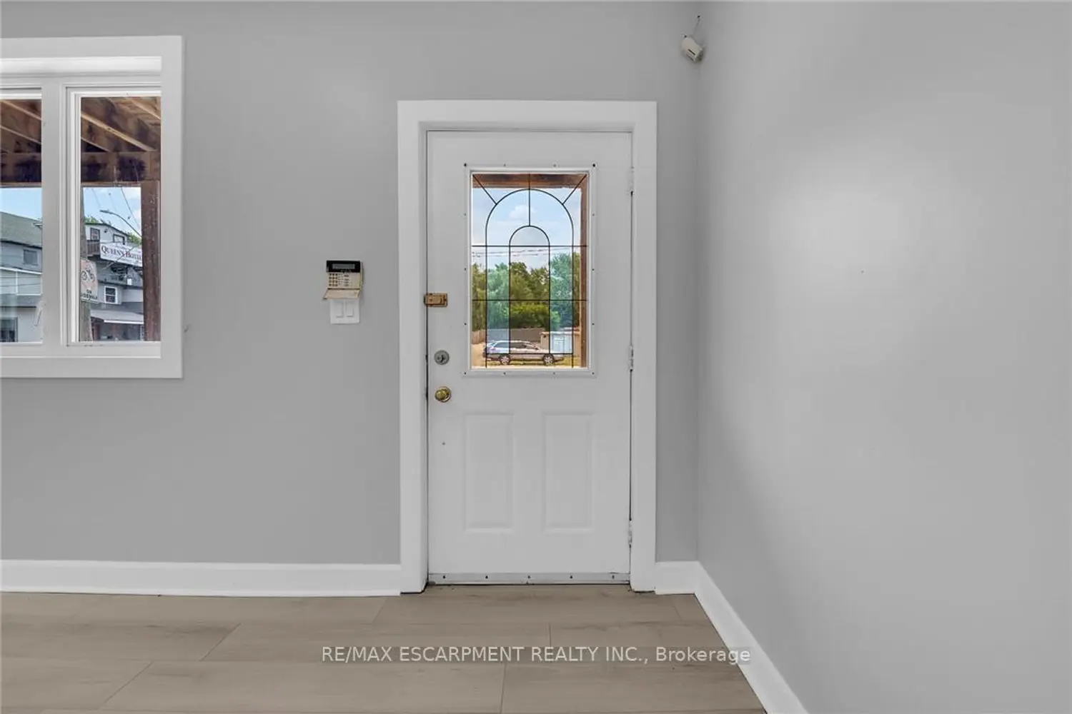 Additional image 7 of 8 Nickel Street