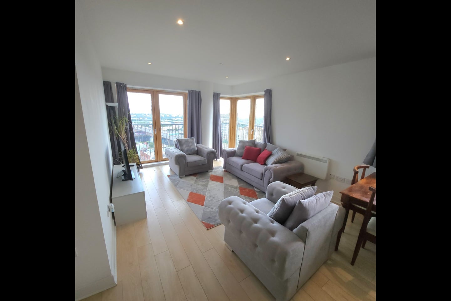 Additional image 2 of 2 Bed Flat, Argyle Street, G2, N1 7GU