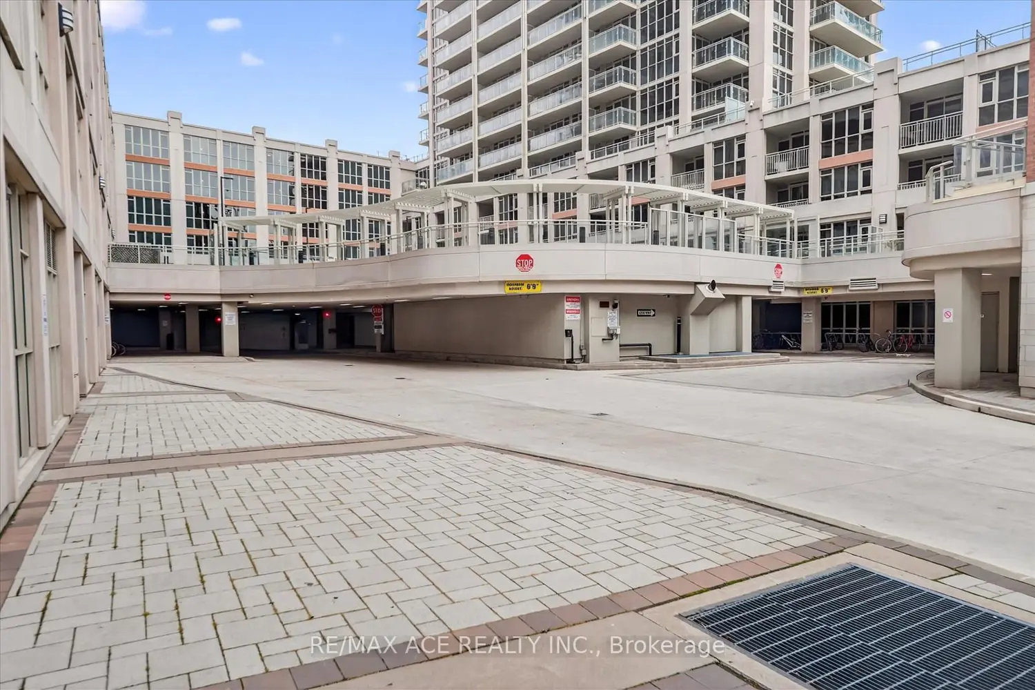 Additional image 12 of 35 Bastion Street 706