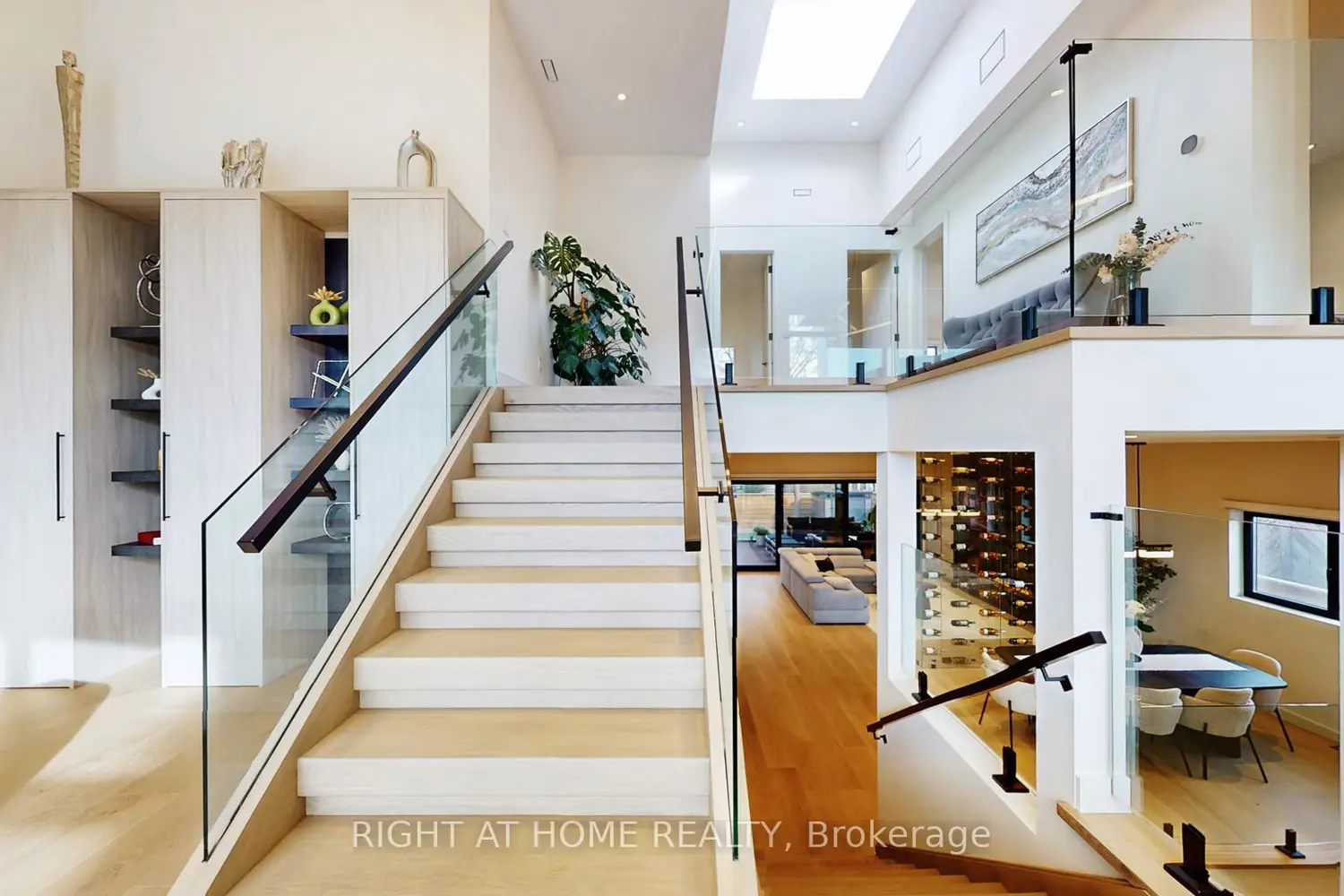 Additional image 5 of 1609 Ogden Avenue