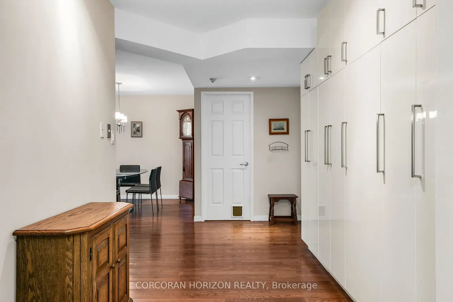 Additional image 9 of 5444 Yonge Street 1001