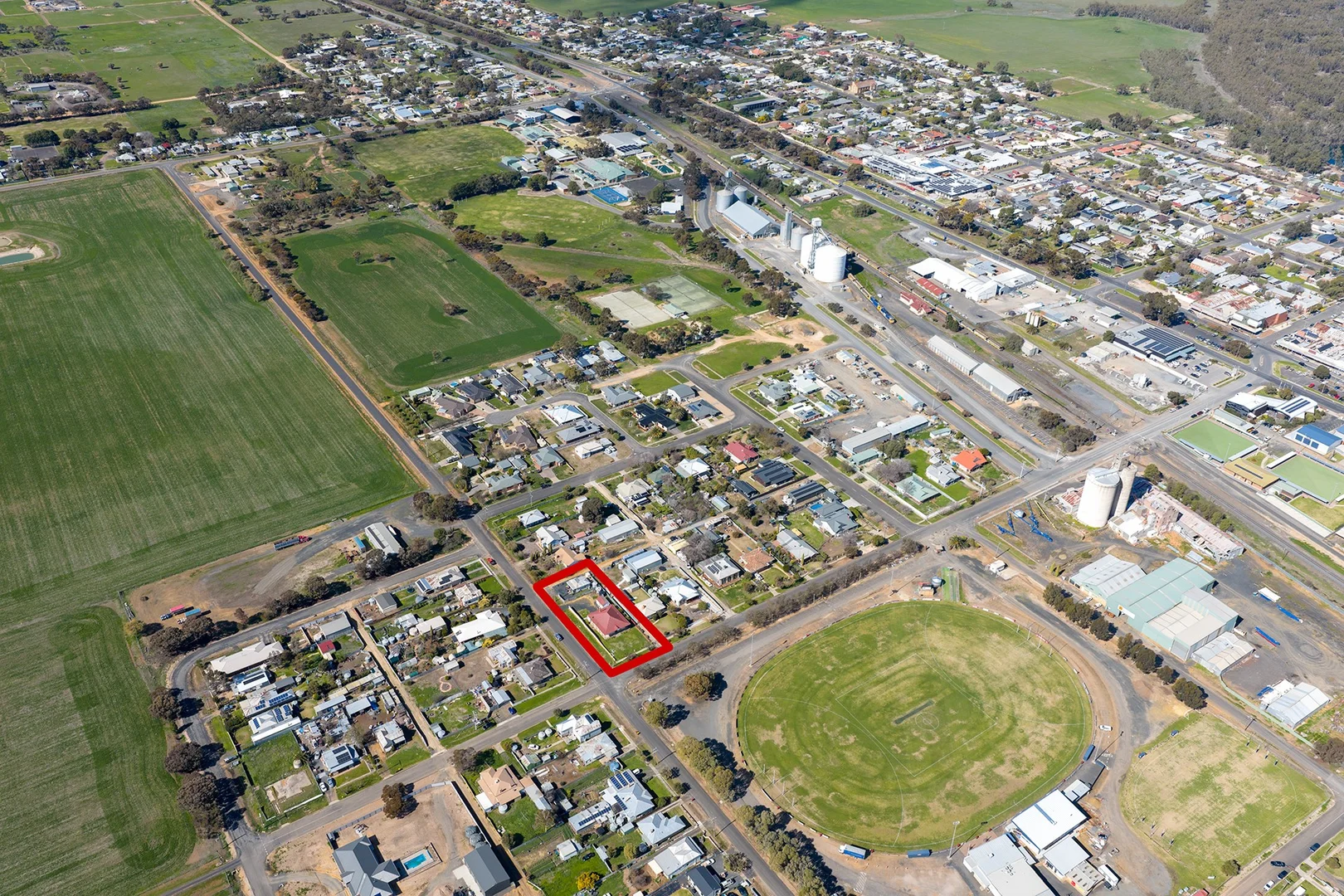 Additional image 33 of 30 & 30A Davis Avenue, Nhill VIC 3418