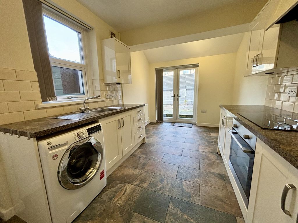 Additional image 6 of 3 bed terraced house to rentChurch Street, Rogerstone, Newport NP10
