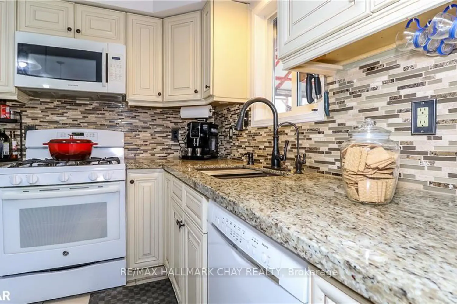 Additional image 6 of 14 Gold Park Gate