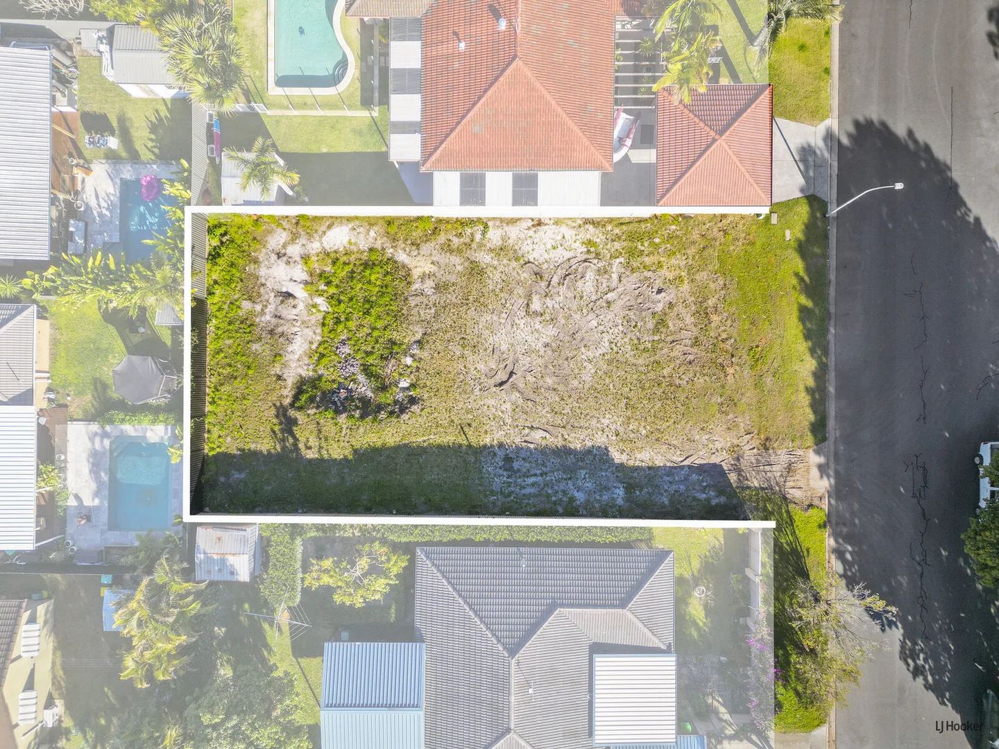 11 Melaleuca Drive, Palm Beach QLD 4221 photo 5