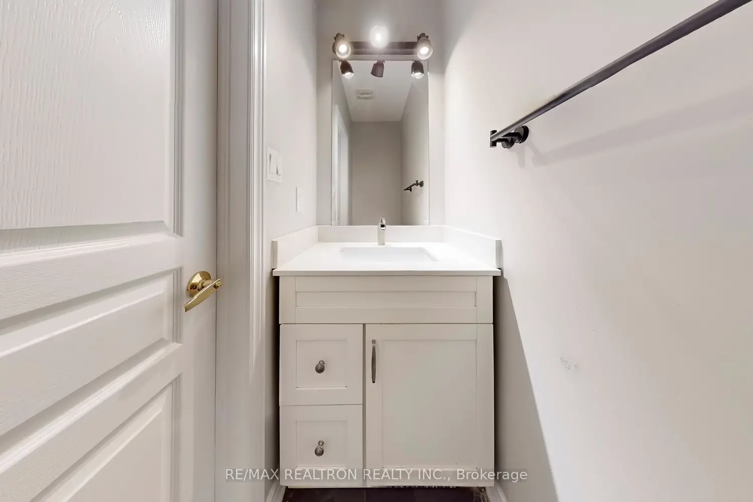 Additional image 11 of 145 Stonechurch Crescent