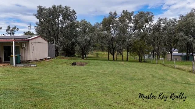 Additional image 8 of 5 Susan Crescent, Proston QLD 4613