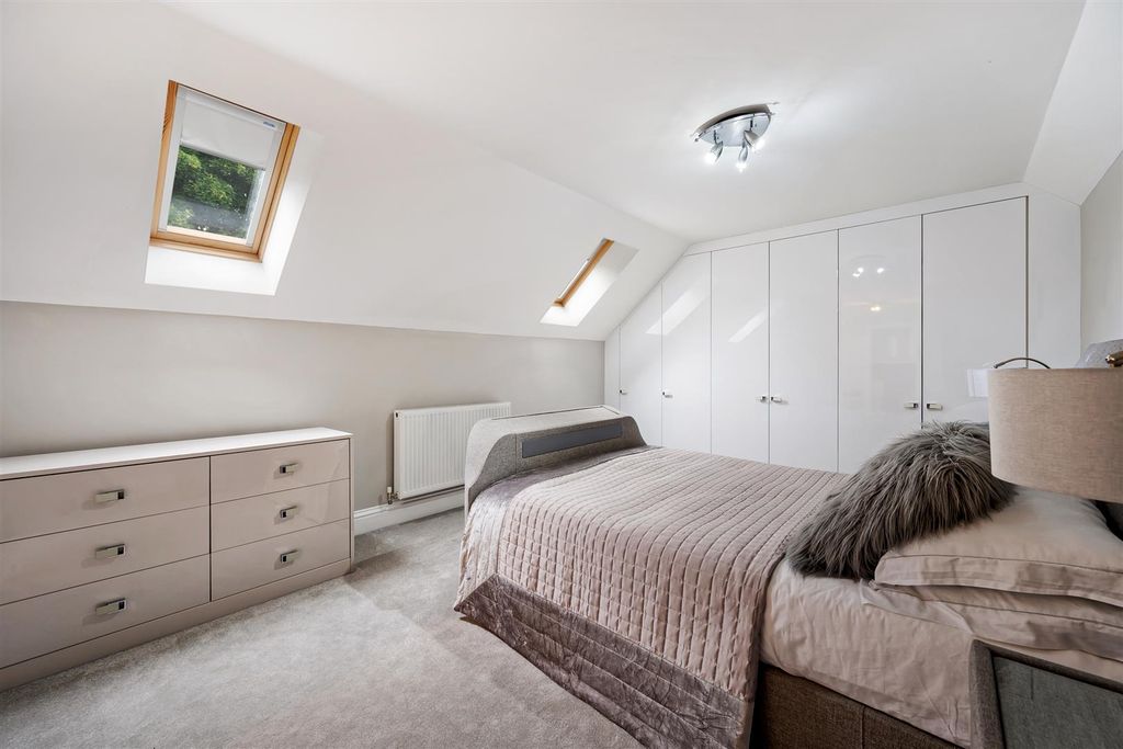 Additional image 19 of 6 bed detached house to rentAspen Drive, Scarcroft, Leeds LS14