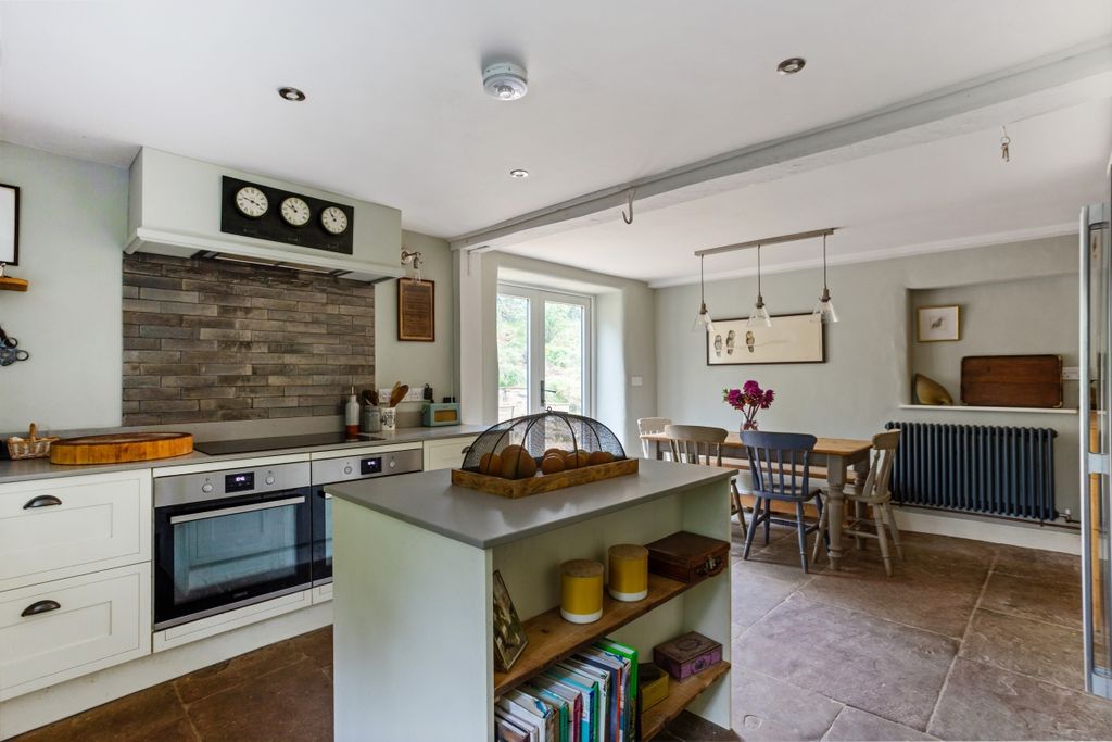 Additional image 13 of 5 bed detached house to rentMain Road, Aust, Bristol BS35