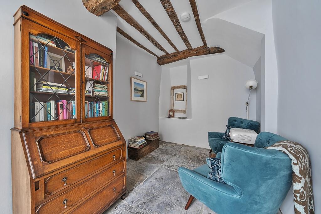 Additional image 6 of Central Wells