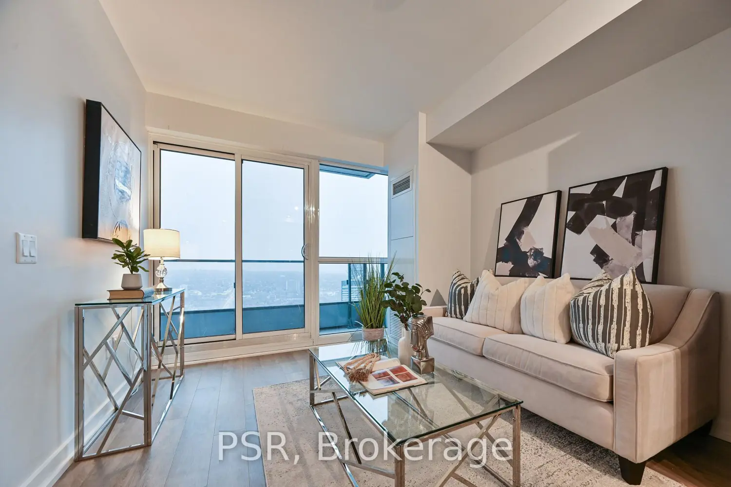 Additional image 6 of 395 Bloor Street 4409
