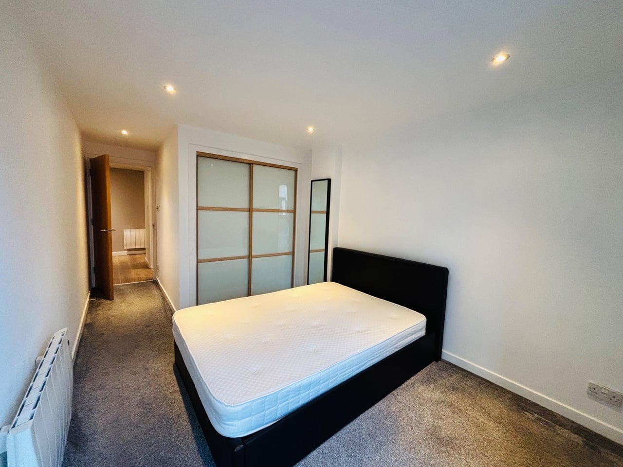 Additional image 5 of 2 Bed Flat, Stobcross Street, G3, N1 7GU