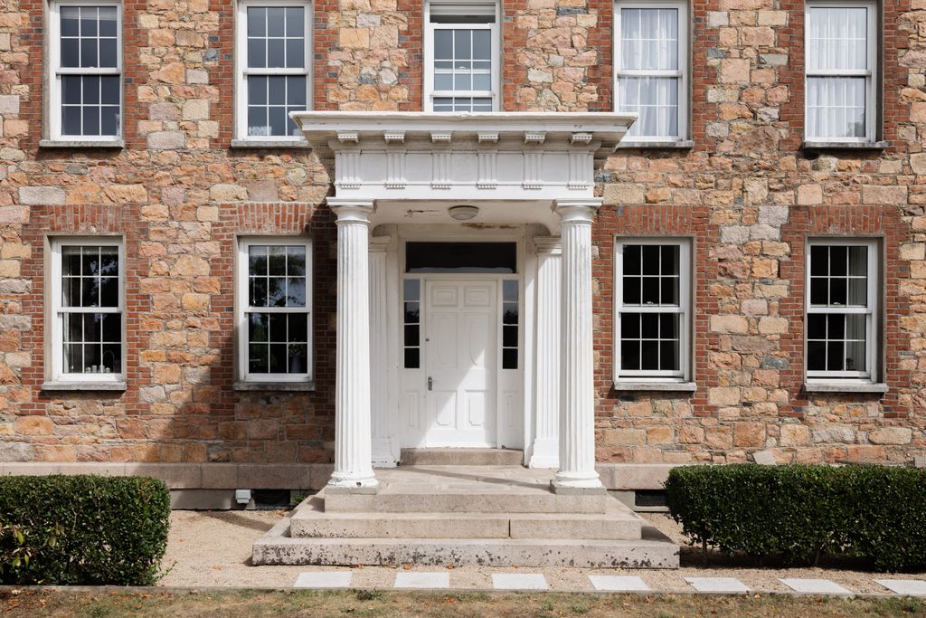 Additional image 5 of 2 bed flat to rentLa Route De La Trinite, St. Helier, Jersey JE2