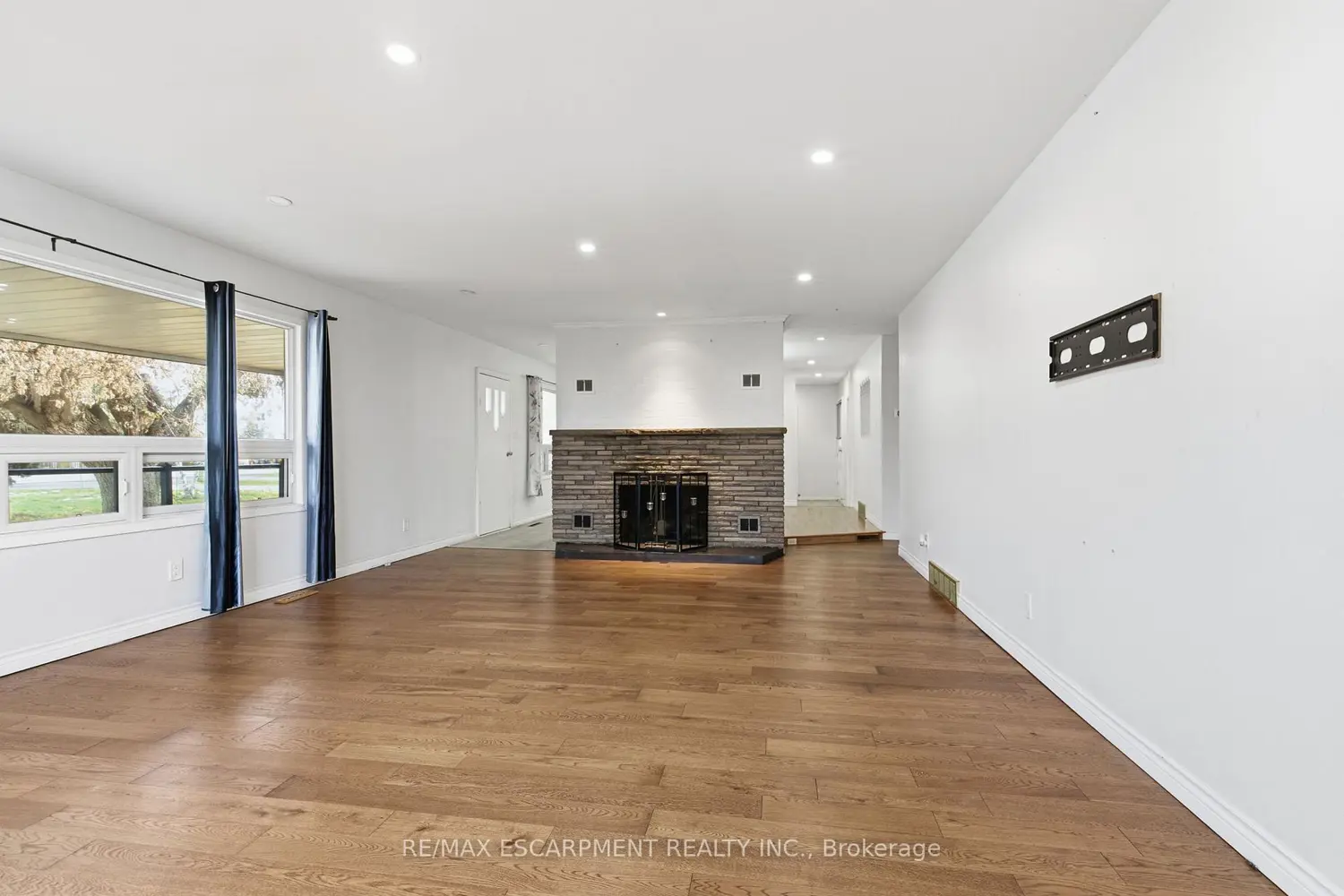 Additional image 9 of 797 Highway 6