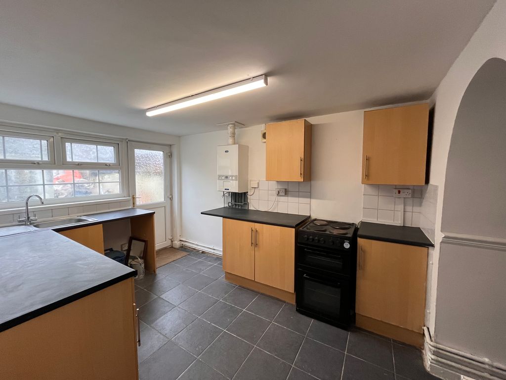 Additional image 2 of 3 bed terraced house to rentEvan Street, Treharris CF46