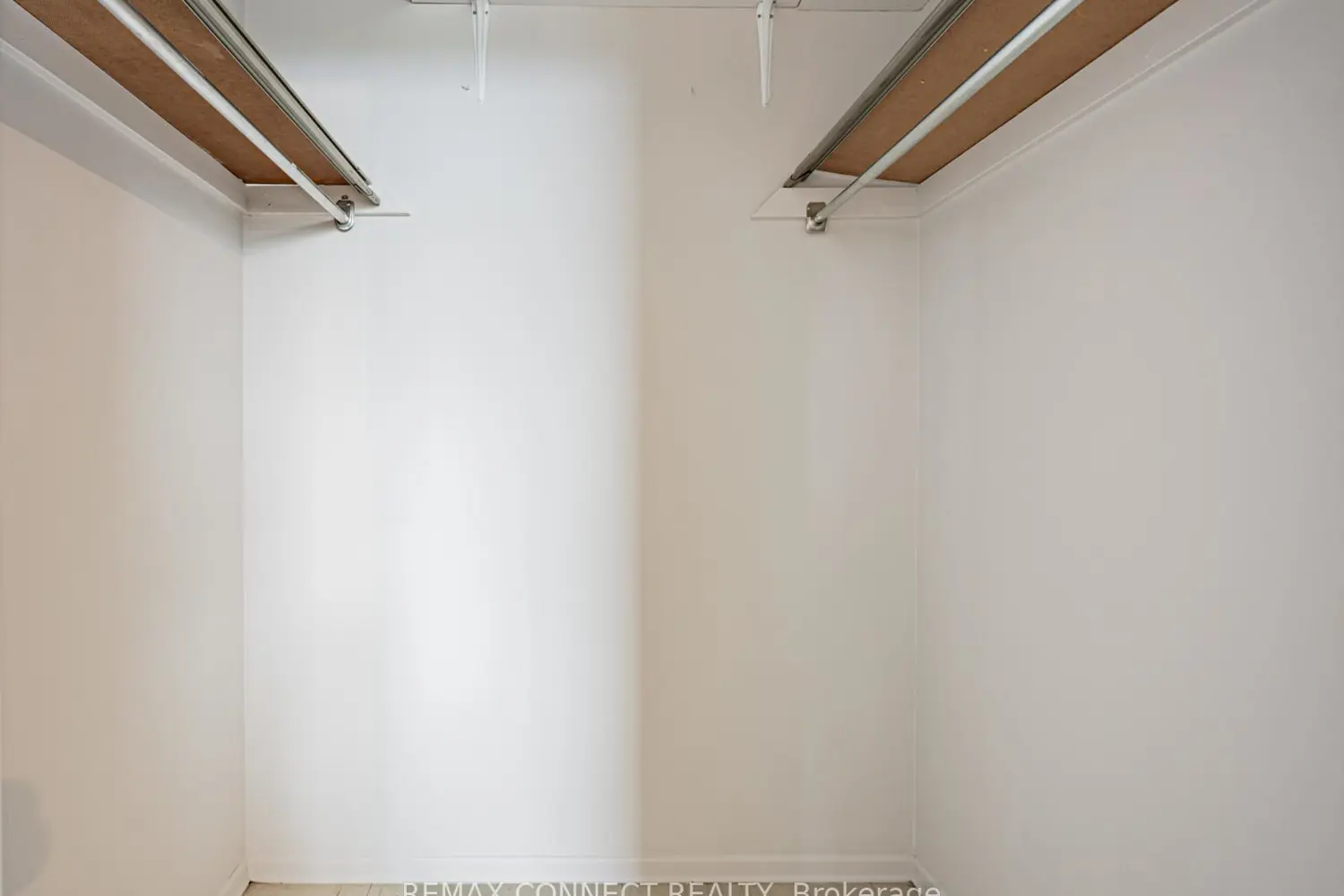 Additional image 15 of 44 Falby Court 1711