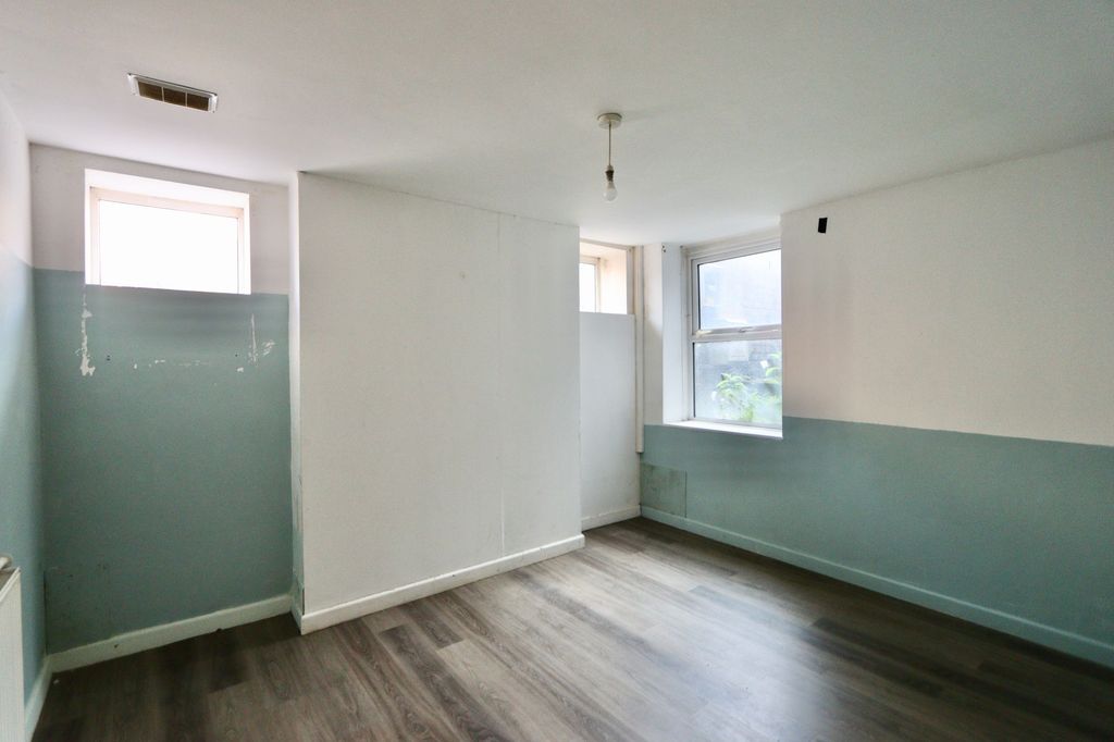 Additional image 4 of 1 bed flat to rentChepstow Road, Newport NP19