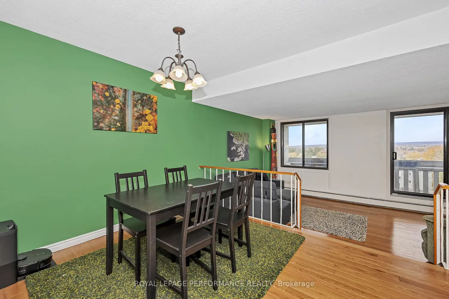 415 Greenview Avenue 308 photo 5