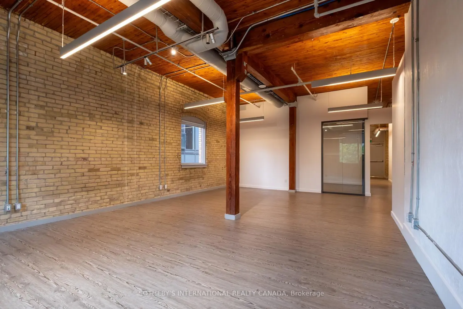 Additional image 13 of 18 Gloucester Lane