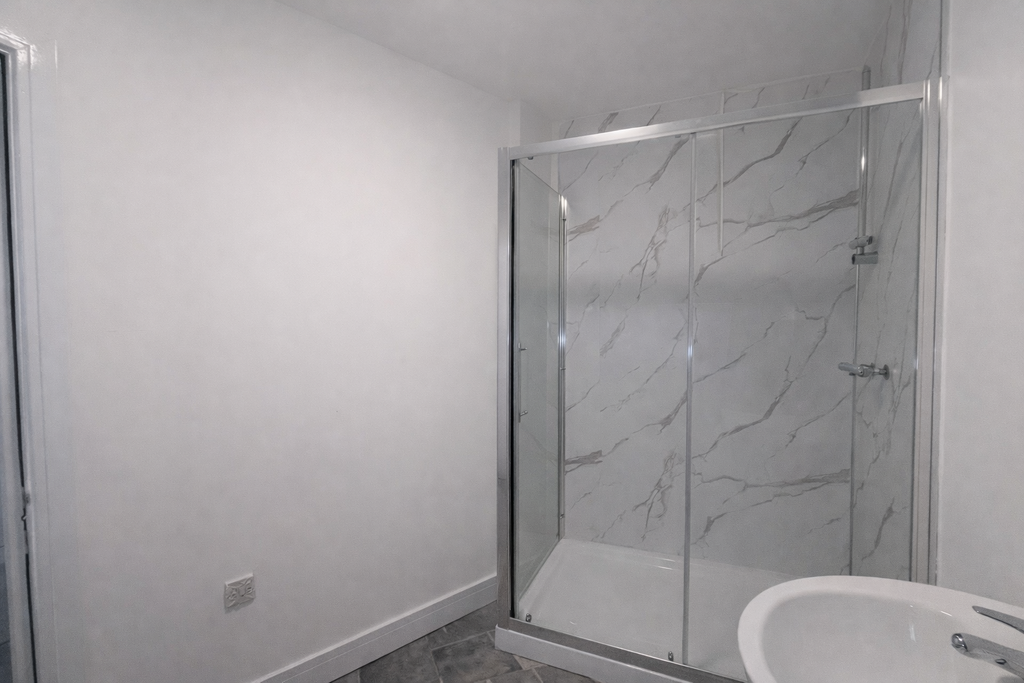 Additional image 8 of 1 bed flat to rentCommercial Street, Newport NP20