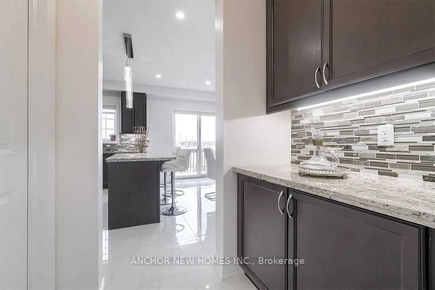 Additional image 12 of 48 Yarmouth Street