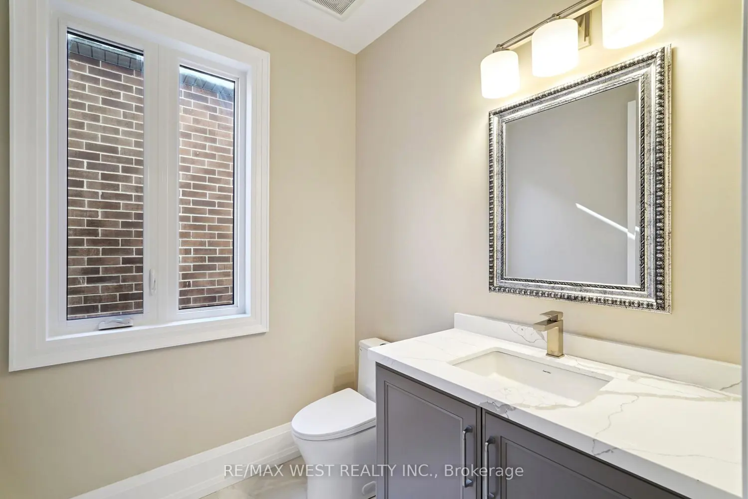 Additional image 4 of 29 W Dykie Court