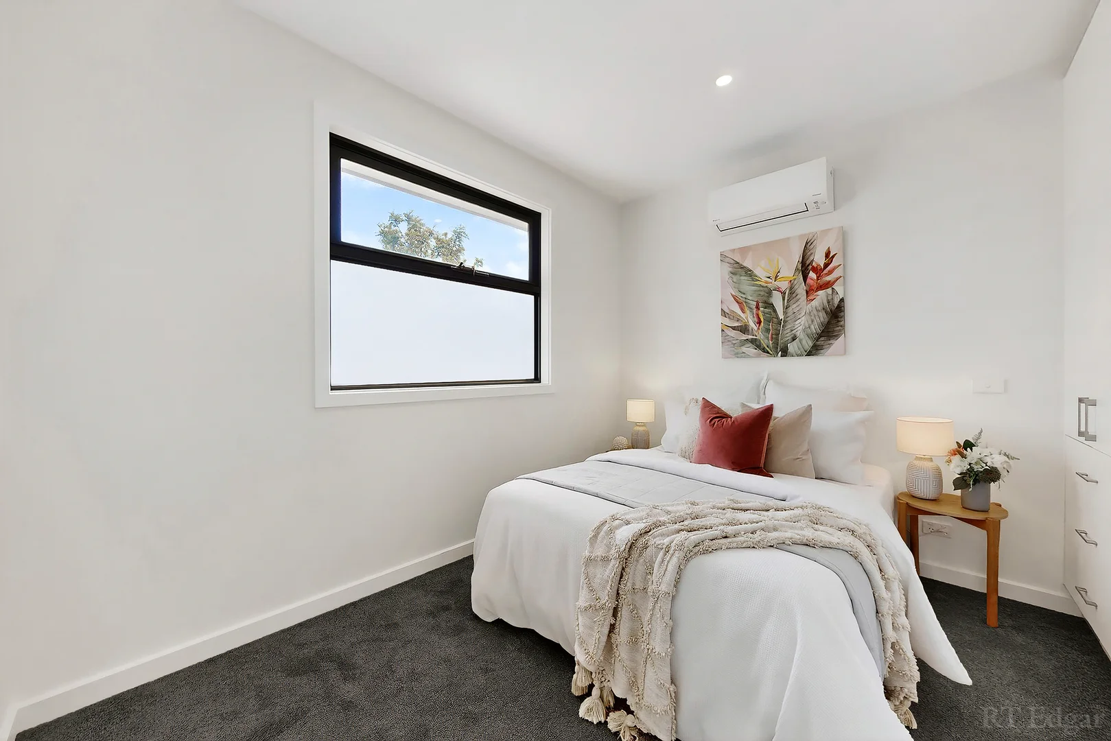 Additional image 11 of 2/39 Gillard Street, Burwood VIC 3125