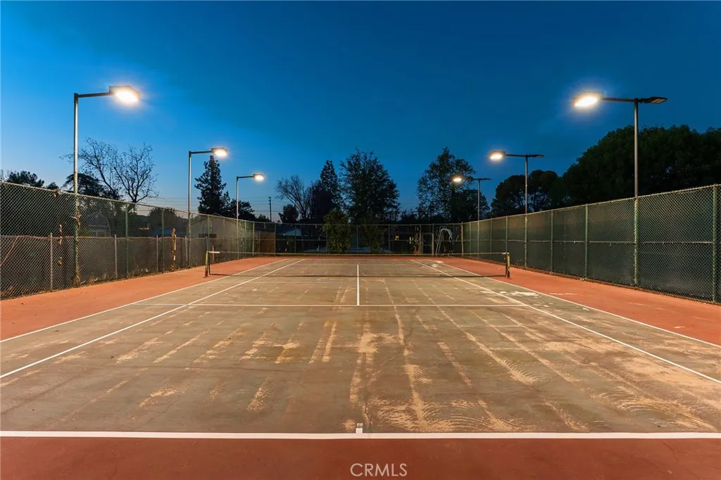 Additional image 4 of 22963 Collins Street, Woodland Hills, CA 91367