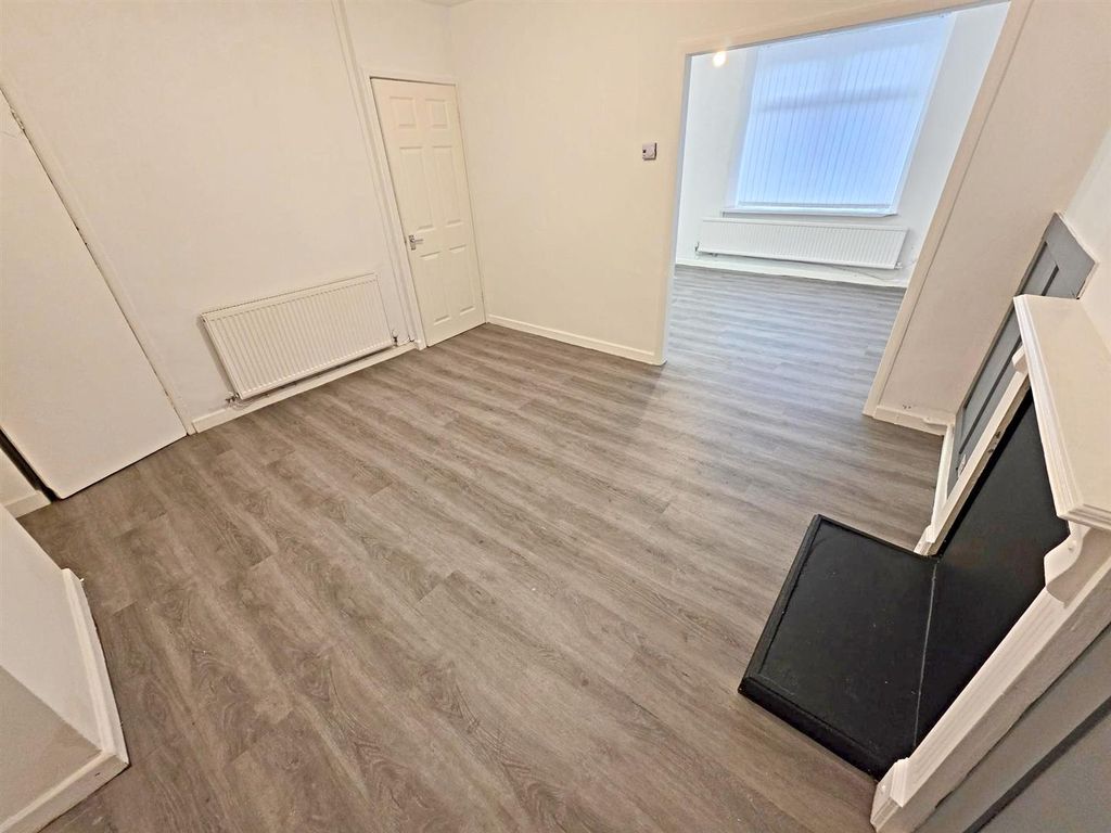 Additional image 6 of 3 bed terraced house to rentFox Street, Treharris CF46