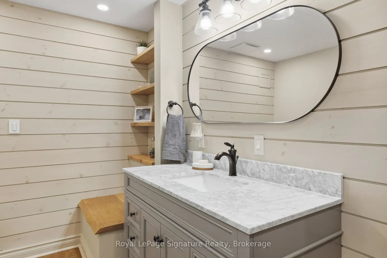 Additional image 14 of 133 Old Lakeshore Road