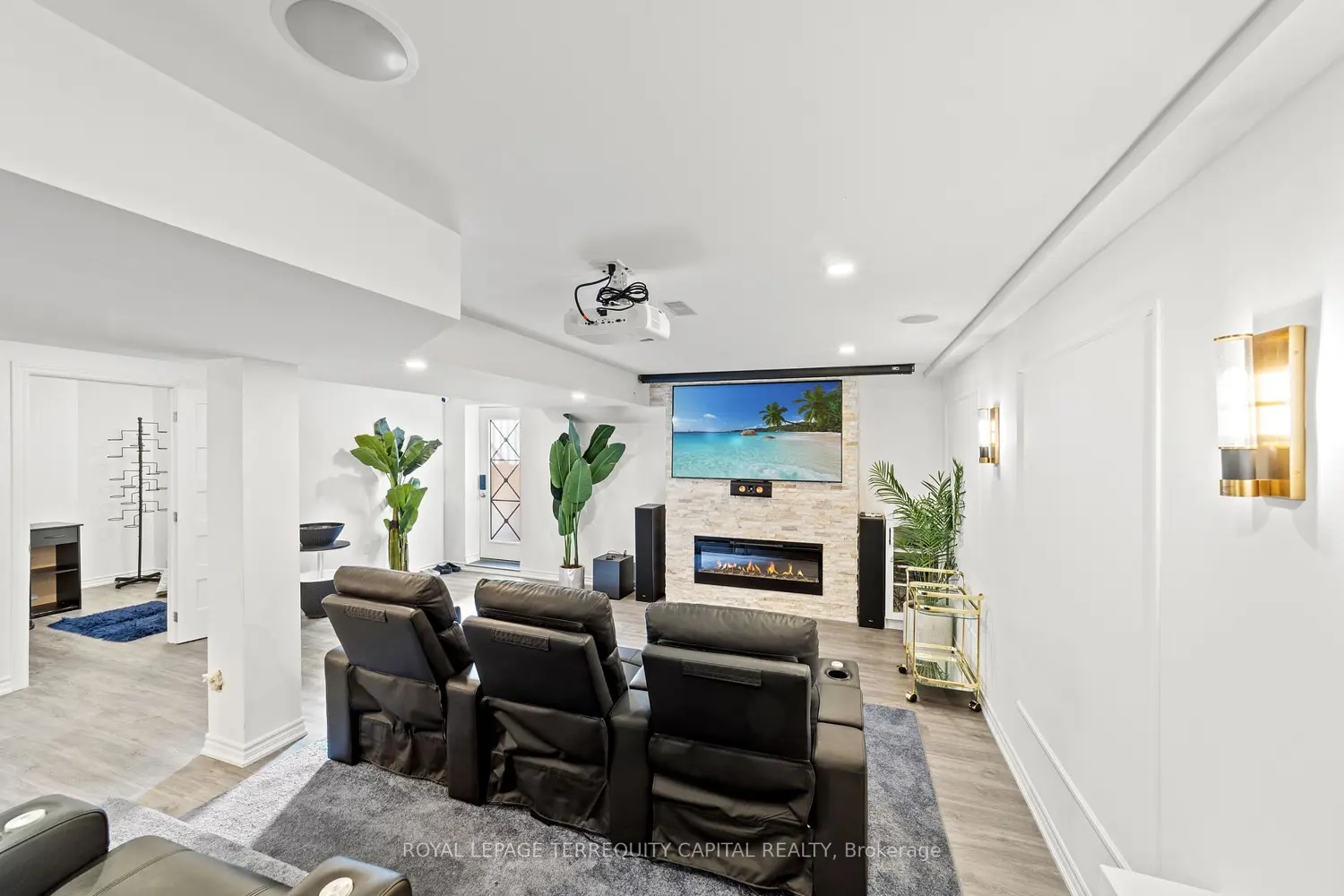 Additional image 18 of 144 Pine Hill Crescent