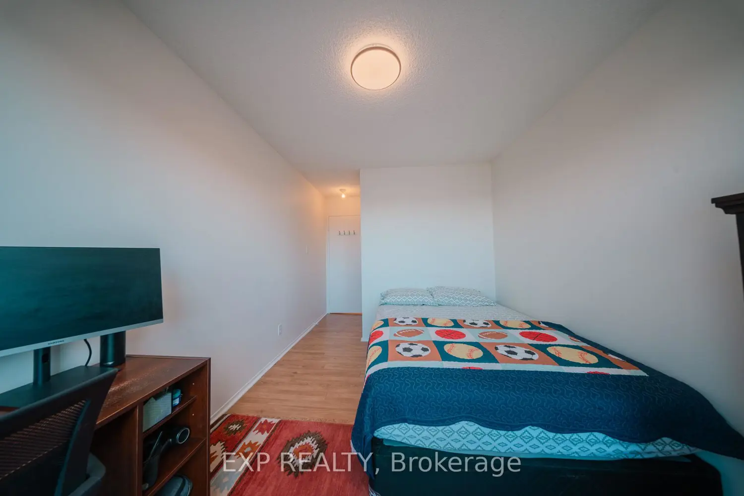 Additional image 9 of 2550 Lawrence Avenue 310