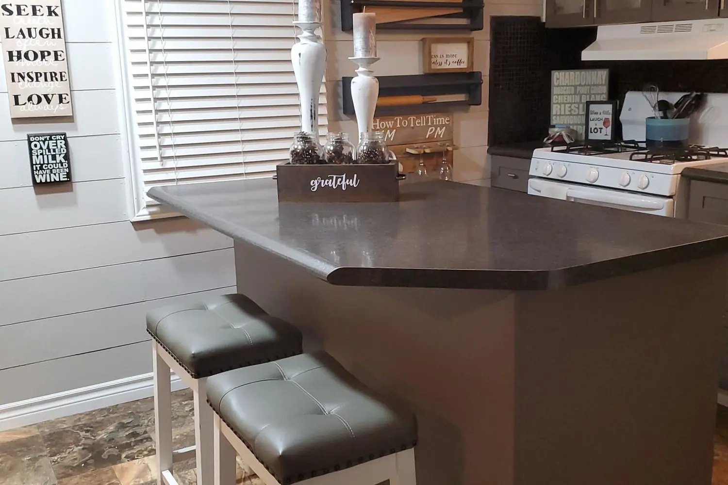 Additional image 6 of 9480 Longwoods Road 5