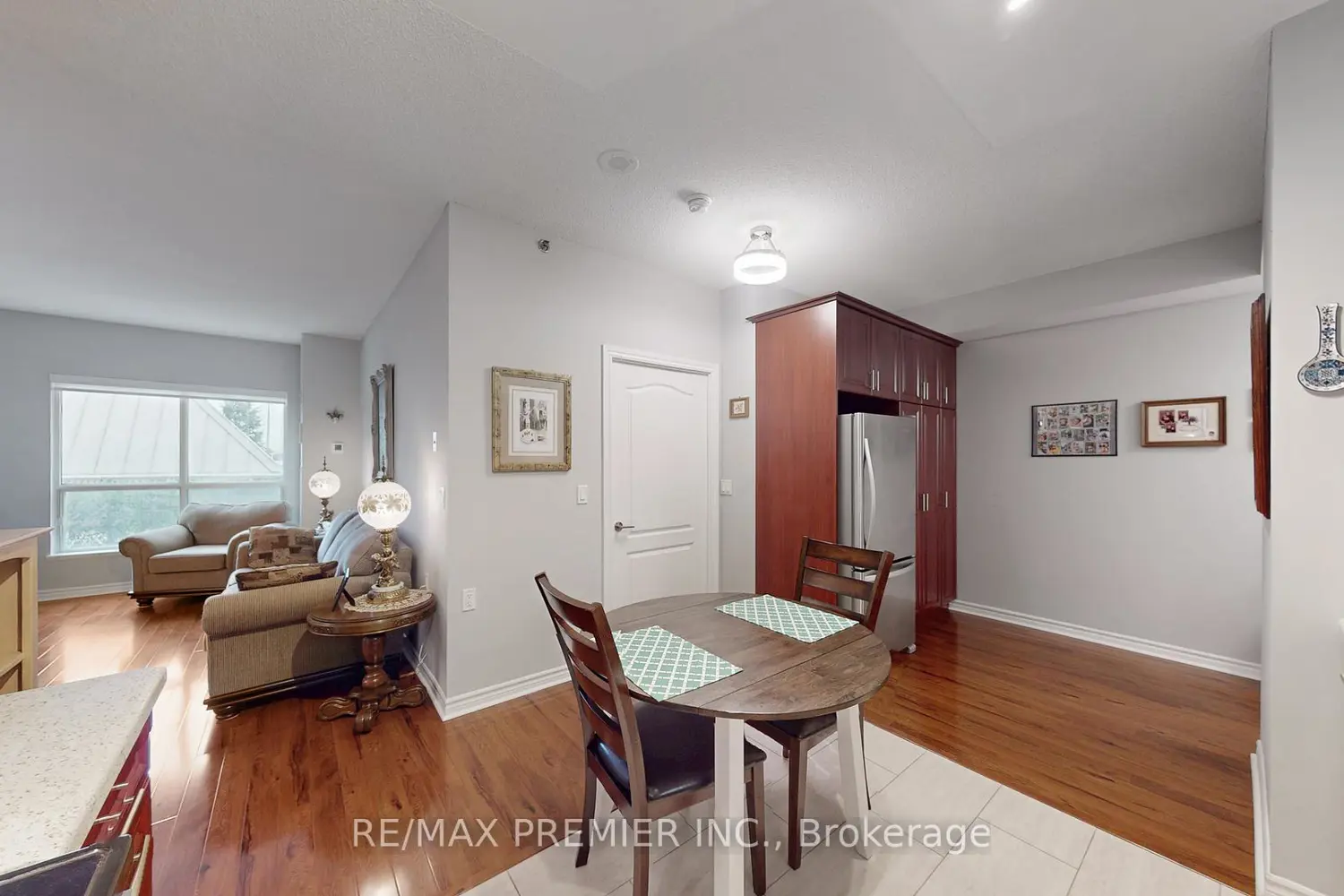 Additional image 4 of 810 Scollard Court 204