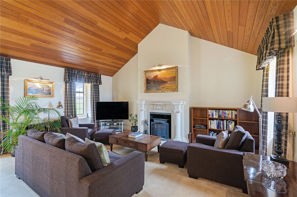 Additional image 9 of 6 bed detached house to rentBagendon, Cirencester, Gloucestershire GL7