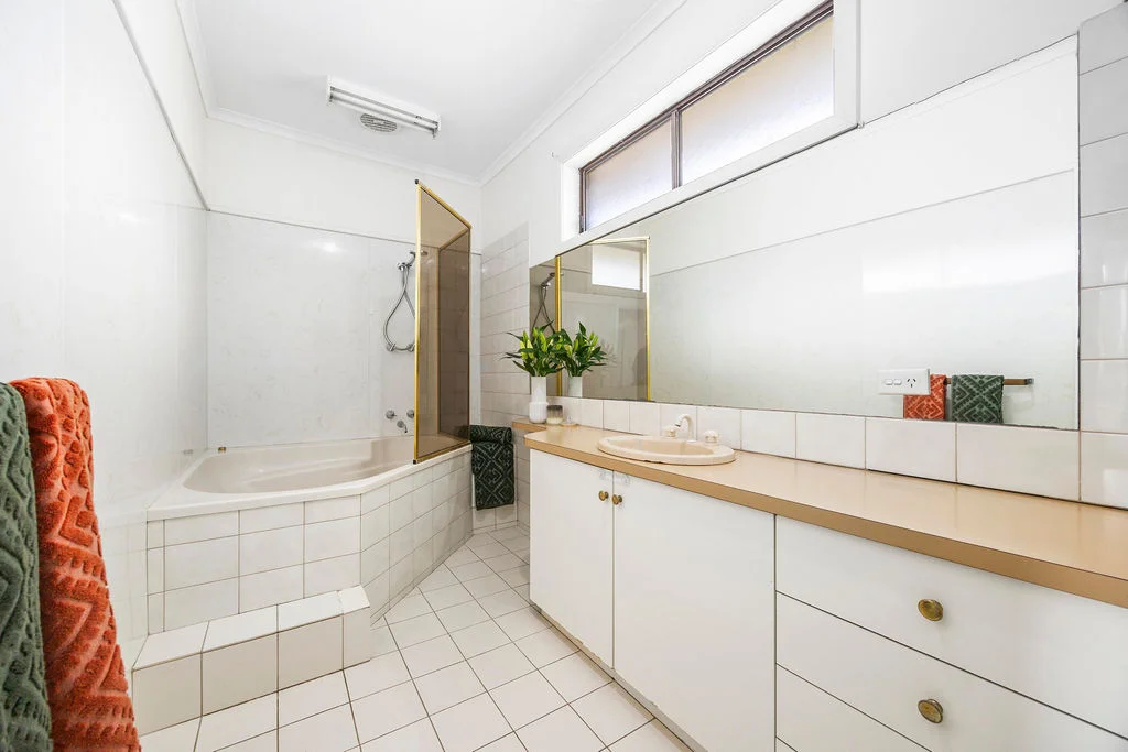 Additional image 13 of 521 Wiltshire Lane, Delacombe VIC 3356