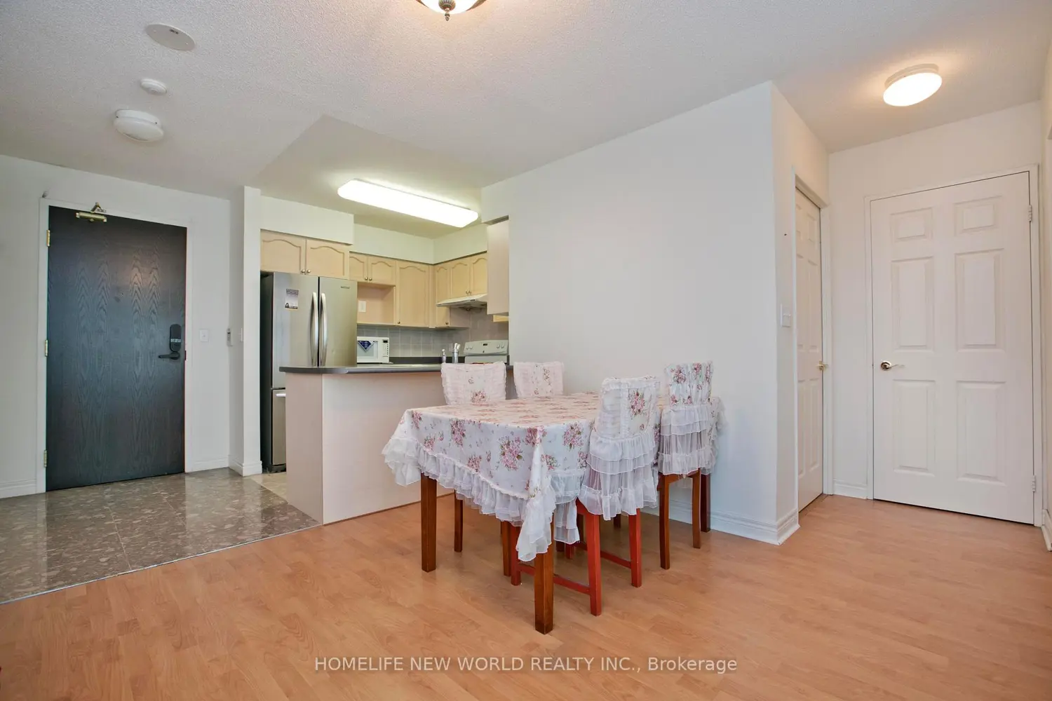 Additional image 6 of 23 Hollywood Avenue 1506