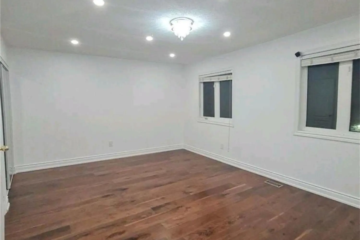 Additional image 9 of 7153 Village Walk