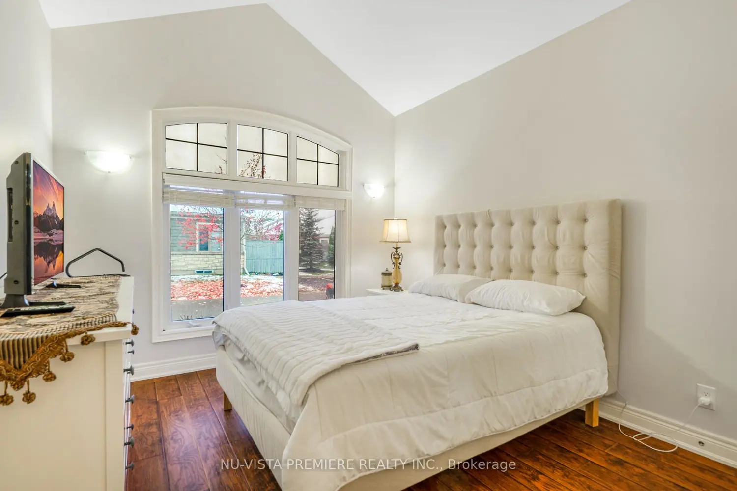 Additional image 3 of 19 Hillside Drive 10