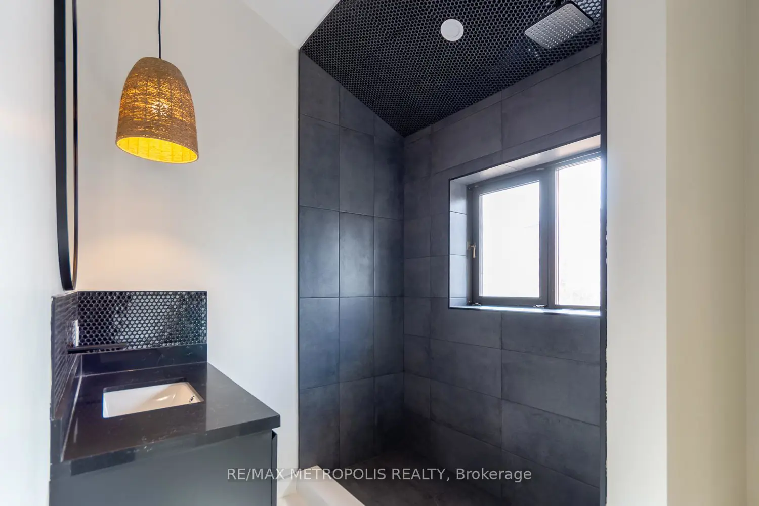 Additional image 7 of 640 Lansdowne Drive